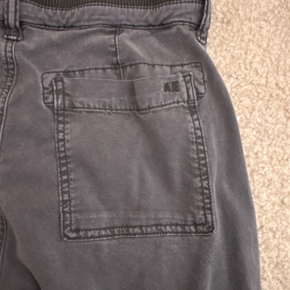 American Eagle Dark Gray Cargo Pants with Patch Pockets - Picture 3 of 7